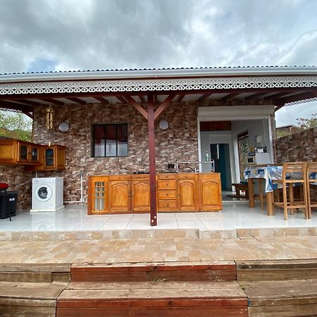 Bungalows Mathilde-Non Fumeur Bouillante Dış mekan fotoğraf